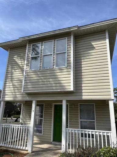 Main picture of 9 Lantana Ct