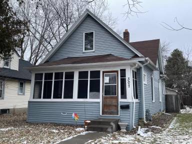 Main picture of 307 Osceola Ave S
