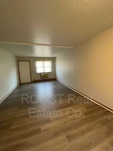 Main picture of 207 N Madison Rd