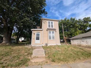 Main picture of 3122 N 10th St