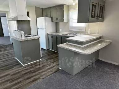 Main picture of 257 E Tower Ln