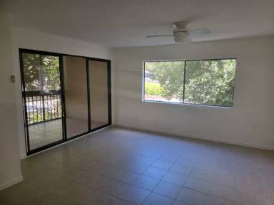 Main picture of 75 5863 Kuakini Hwy