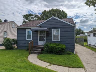 Main picture of 24672 Wilmot Ave