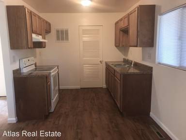 Main picture of 930 W Moreno Ave