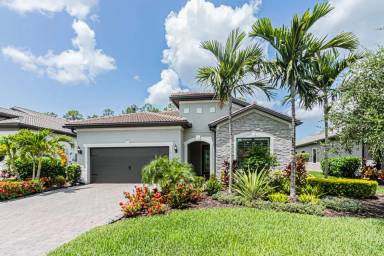 Main picture of 19100 Marquesa Dr
