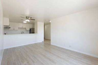 Main picture of 2816 San Marino St