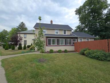 Main picture of 1252 Saint Joe Blvd