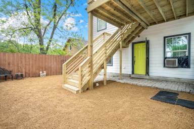 Main picture of 1135 Melbourne Ave