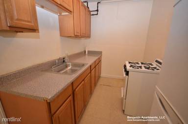 Main picture of 1615 Commonwealth Ave