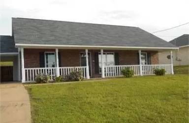 Main picture of 83 Redwood Dr