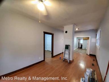 Main picture of 2214 S Shelby St