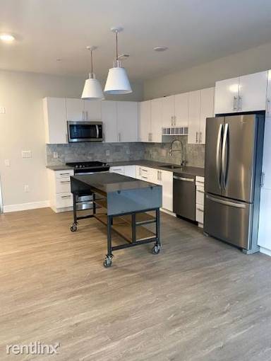 Main picture of 1764 Revere Beach Pkwy