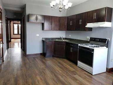 Main picture of 5714 W Cermak Rd