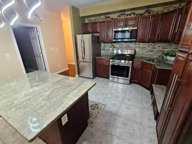 Main picture of 39 Allen Pl