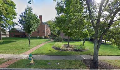 Main picture of 240 Chippendale Cir