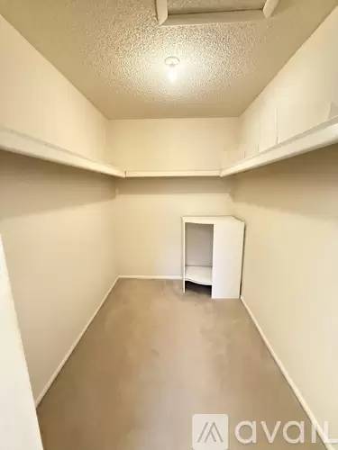 Main picture of 4814 Aberdeen Dr