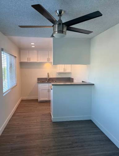 Main picture of 1625 Redondo Ave