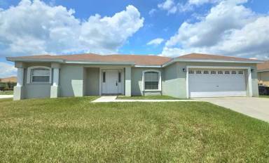 Main picture of 8661 Pebblebrooke Way