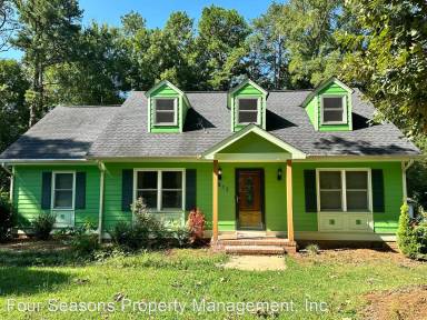 Main picture of 6937 Pawtuckett Rd