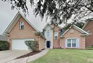 Main picture of 1316 Falcon Dr