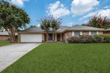 Main picture of 5304 Ridge Springs Ct
