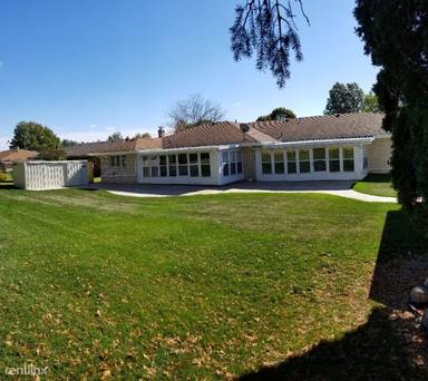 Main picture of 3245 W Riverside Blvd