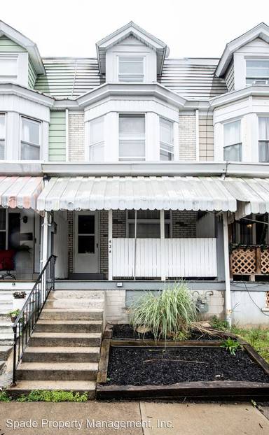 Main picture of 436 W Greenleaf St