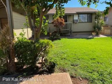 Main picture of 390 Kaiolohia St