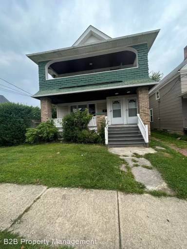 Main picture of 4316 Clybourne Ave