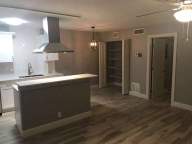 Main picture of 306 NE 1st Ave