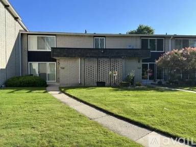 Main picture of 8288 Karam Blvd