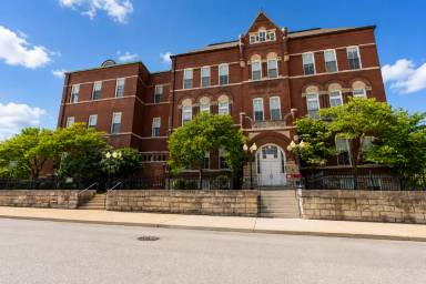 Main picture of 3009 Pennsylvania Ave
