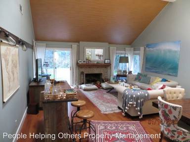 Main picture of 9579 Benavente St