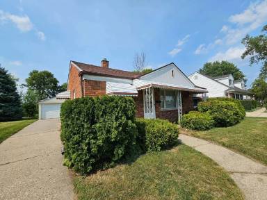 Main picture of 8457 McKinley
