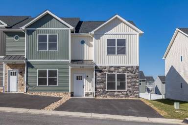 Main picture of 640 Zephyr Dr
