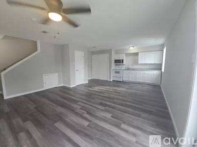 Main picture of 209 River Oaks Dr