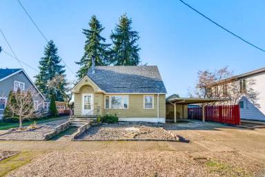 Main picture of 1137 SE Uglow Ave