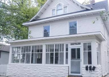 Main picture of 794 Case Ave