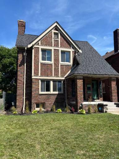 Main picture of 2506 W Euclid St