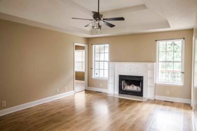 Main picture of 224 Moncrest Dr