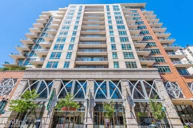 Main picture of 230 W Division St