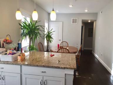 Main picture of 39 Saint Paul St