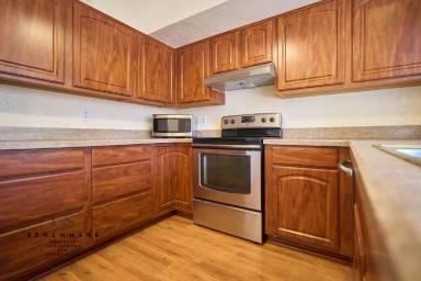 Main picture of 2230 S Greasewood Rd