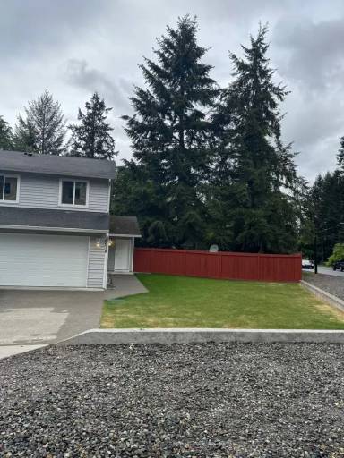 Main picture of 16518 32nd Ave E