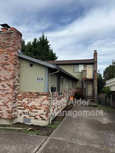 Main picture of 4075 SE Holgate Blvd