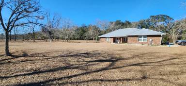 Main picture of 24077 NW 94th Ave