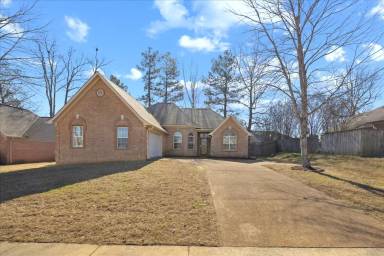 Main picture of 7719 Shadow Hills Dr