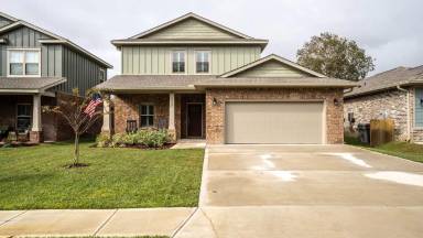 Main picture of 1937 Medlin Ct