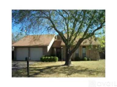 Main picture of 1616 Woodhill Dr