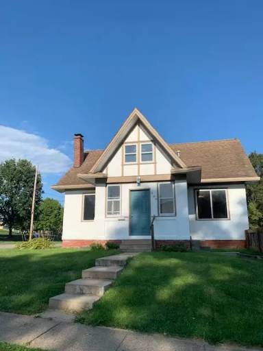 Main picture of 645 8th St